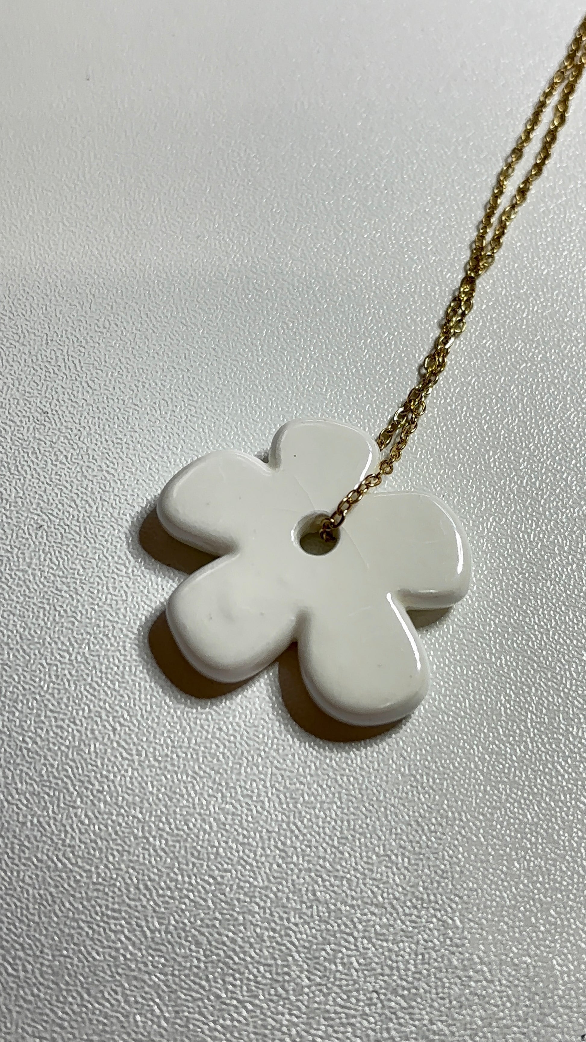Daisy-White